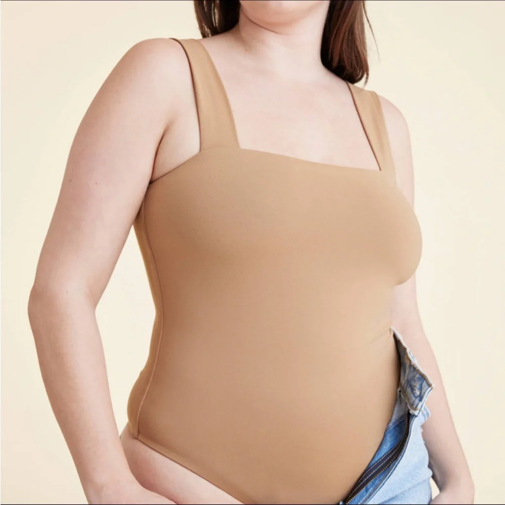 NUUDS | Square neck tank bodysuit *cinnamon* - Picture 1 of 6